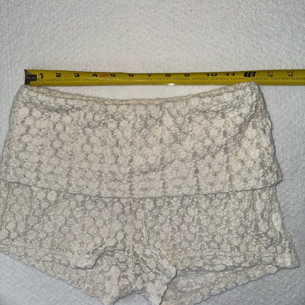 Y2K White Lace Foldover Micro Shorts Size Small Boho Beach Coquette - Picture 7 of 12